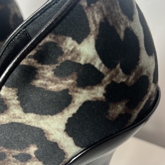 Fabrizio Viti Summer Fever Leopard Print Satin Pumps with Green Bow - Picture 9 of 17